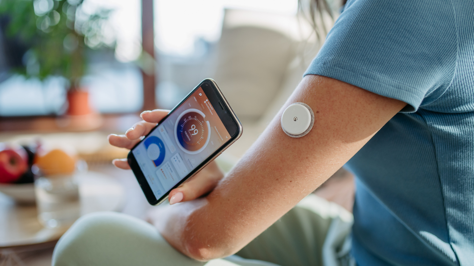 Glucotrack Raises $5.5M as It Settles Into Its New Identity as an AI-Driven Biopharma Platform