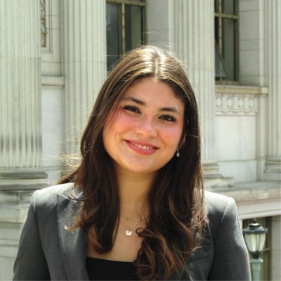 Buzzin’ Brood Student Spotlight: Sabina Nieto, UC Berkeley